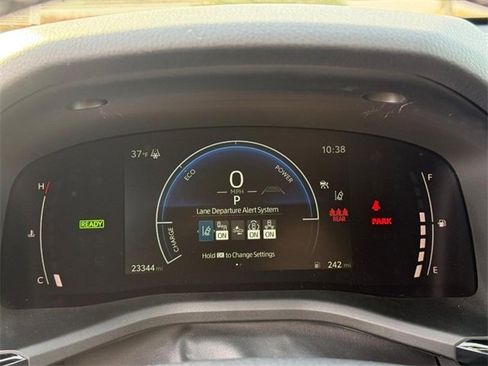 Used 2025 Toyota Camry SE image 22