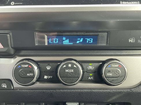 Used 2023 Toyota Tacoma SR5 w/ Technology Package image 31