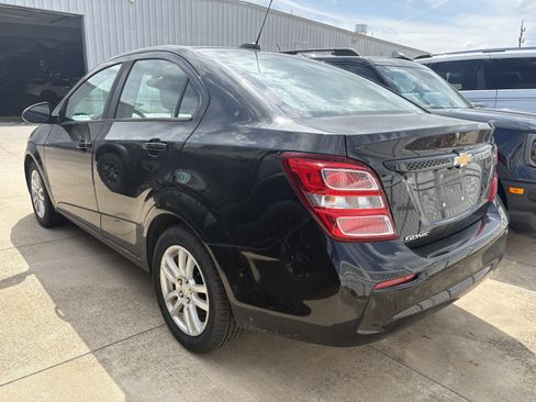 Used 2017 Chevrolet Sonic LS image 4