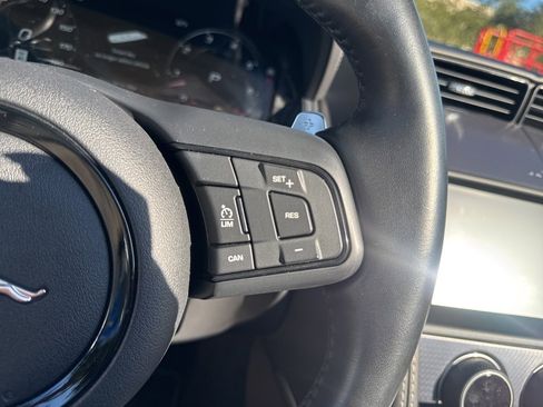 Used 2022 Jaguar F-TYPE R-Dynamic image 21