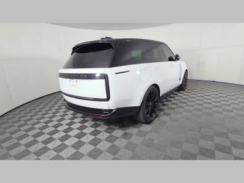 Used 2024 Land Rover Range Rover SE AWD/4WD image 41