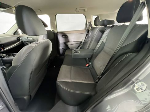 Used 2021 Nissan Rogue SV image 22