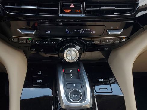 Certified 2024 Acura MDX SH-AWD w/ Technology Package image 29