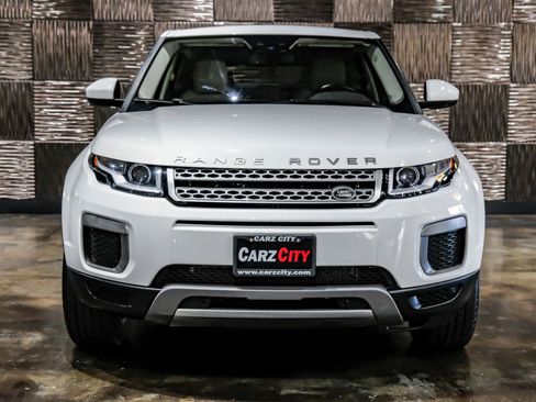 Used 2017 Land Rover Range Rover Evoque SE AWD/4WD image 5