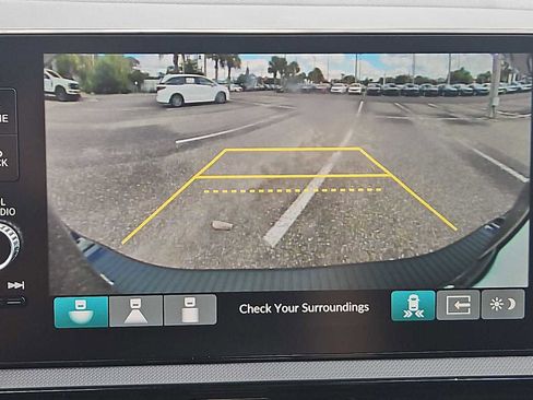 New 2026 Honda Odyssey Touring image 23