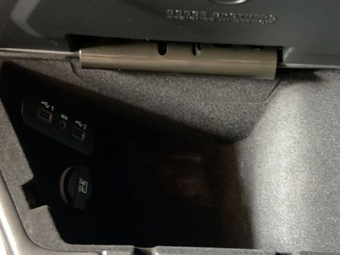 Used 2019 Dodge Challenger R/T Scat Pack w/ Widebody Package image 13