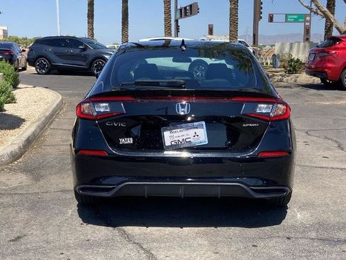 Used 2025 Honda Civic Sport image 5