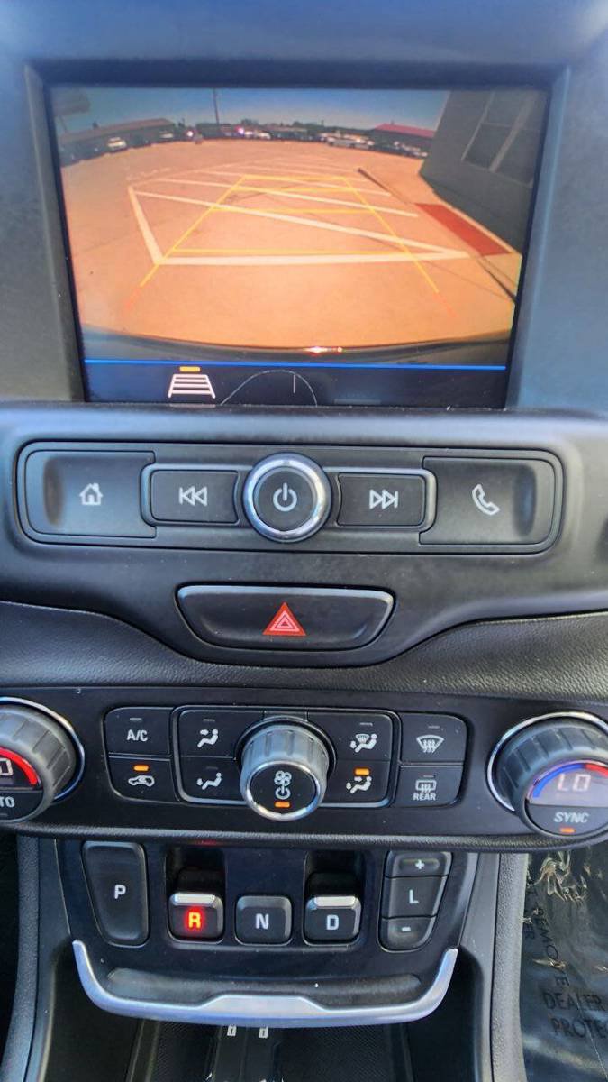 Used 2021 GMC Terrain SLE w/ Driver Convenience Package AWD/4WD image 15