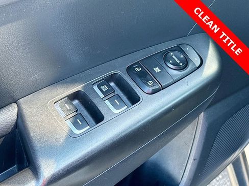 Used 2017 Kia Sportage LX image 17