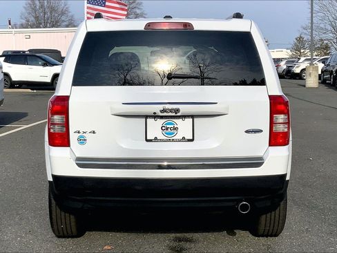 Used 2017 Jeep Patriot High Altitude image 4