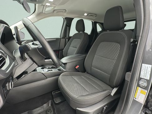 Used 2023 Ford Escape Active w/ Tech Pack #1 AWD/4WD image 13