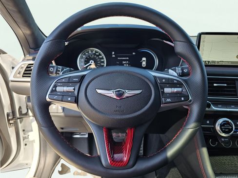 Used 2023 Genesis G70 3.3T w/ Sport Prestige Package RWD image 18