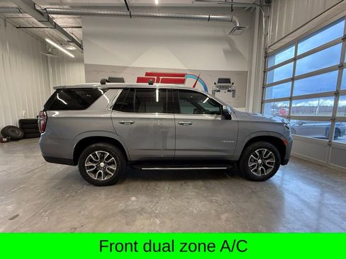 Used 2021 Chevrolet Tahoe LT w/ LT Signature Plus Package image 3
