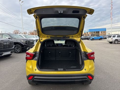 Used 2024 Chevrolet Trax RS w/ Driver Confidence Package image 26