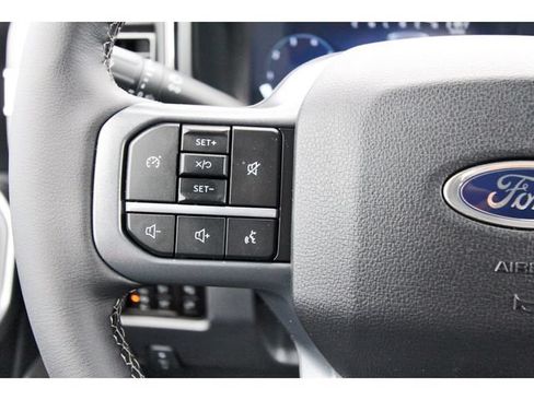 Used 2026 Ford F250 Lariat w/ Tremor Off-Road Package AWD/4WD image 18