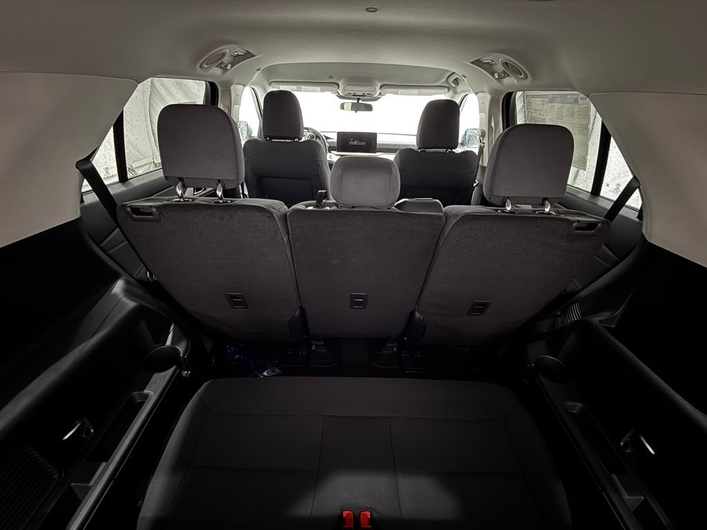 New 2026 Ford Explorer Active AWD/4WD image 30