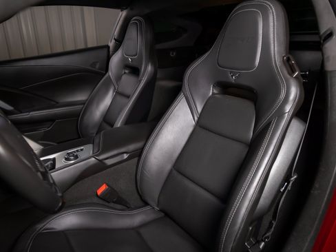 Used 2019 Chevrolet Corvette ZR1 RWD image 5