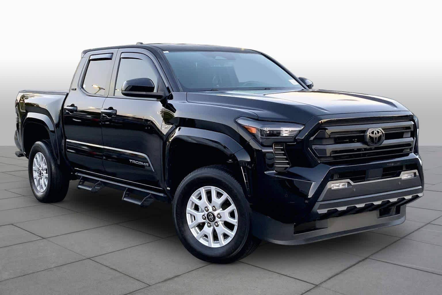 Used 2024 Toyota Tacoma SR5 AWD/4WD image 3