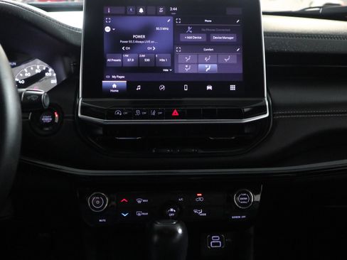 Used 2022 Jeep Compass Altitude image 23