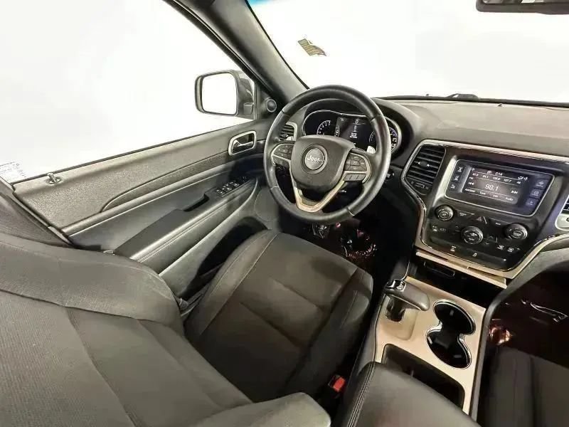Used 2015 Jeep Grand Cherokee Laredo w/ Quick Order Package 23E AWD/4WD image 29
