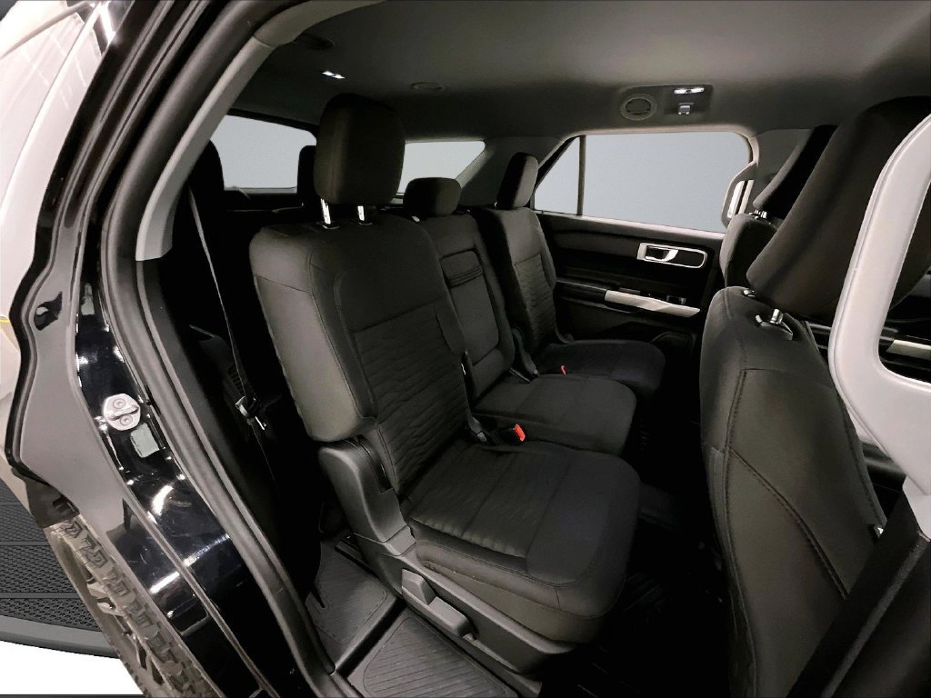 Used 2021 Ford Explorer XLT AWD/4WD image 24
