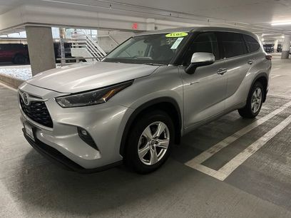 Used 2021 Toyota Highlander LE