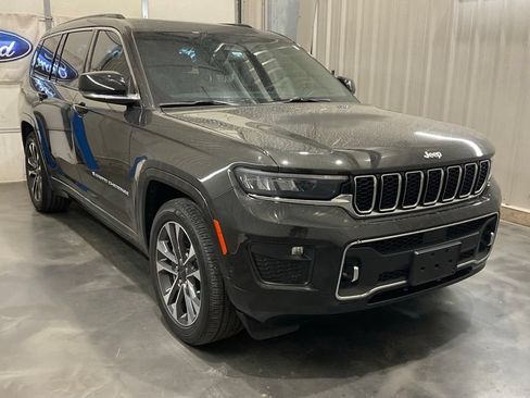 Used 2024 Jeep Grand Cherokee L Overland AWD/4WD image 2
