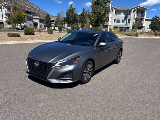Used 2023 Nissan Altima 2.5 SV AWD/4WD image 7