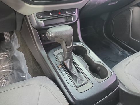 Used 2016 Chevrolet Colorado W/T image 21