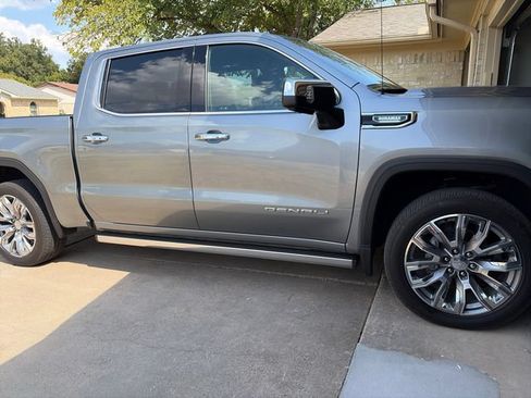 Used 2025 GMC Sierra 1500 Denali w/ Denali Reserve Package AWD/4WD image 25