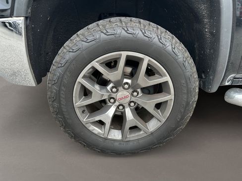 Used 2017 GMC Sierra 1500 SLT AWD/4WD image 8
