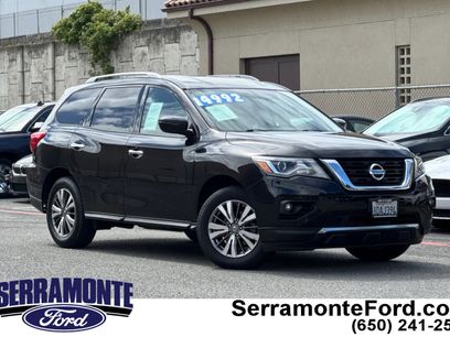 Used 2019 Nissan Pathfinder SV