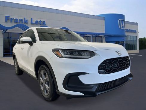 New 2026 Honda HR-V LX image 8