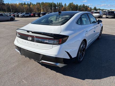 New 2025 Hyundai Sonata SEL FWD image 4