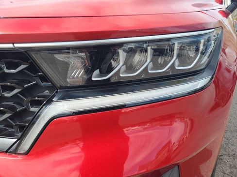 Used 2022 Kia Sorento S image 9