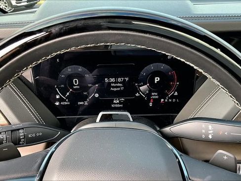 Used 2026 GMC Yukon Denali Ultimate AWD/4WD image 13