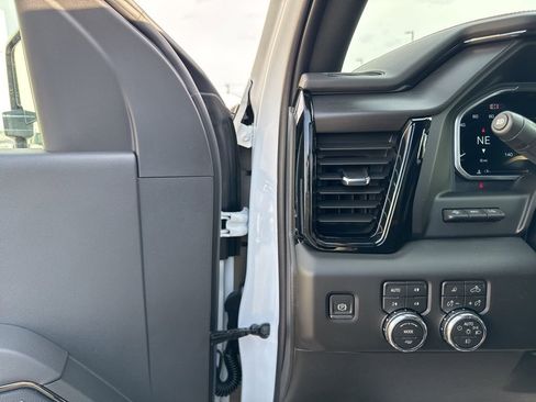 Used 2026 GMC Sierra 2500 AT4 w/ AT4 Premium Plus Package image 14