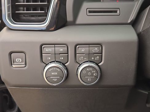 New 2026 GMC Sierra 2500 Denali AWD/4WD image 28