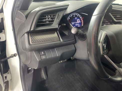 Used 2018 Honda Civic Sport image 24