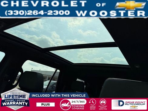 Used 2024 Chevrolet Tahoe Z71 w/ Luxury Package image 15