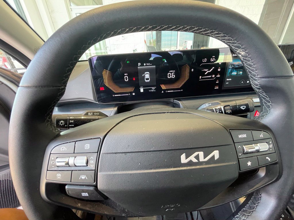 Certified 2026 Kia K4 EX FWD image 12