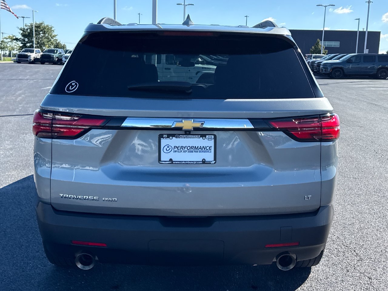 Used 2023 Chevrolet Traverse LT w/ LPO, Floor Liner Package AWD/4WD image 4