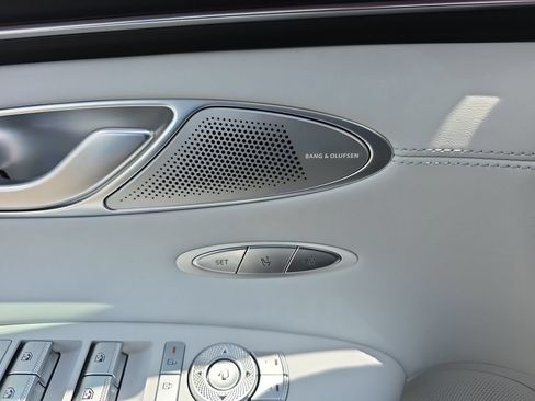New 2026 Genesis GV70 2.5T Advanced AWD/4WD image 19