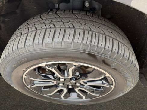 Used 2022 Ford Maverick Lariat w/ Lariat Luxury Package image 11