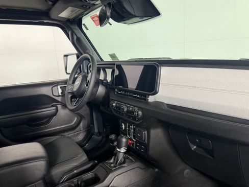 Used 2025 Jeep Wrangler Unlimited Sport S 4xe AWD/4WD image 35