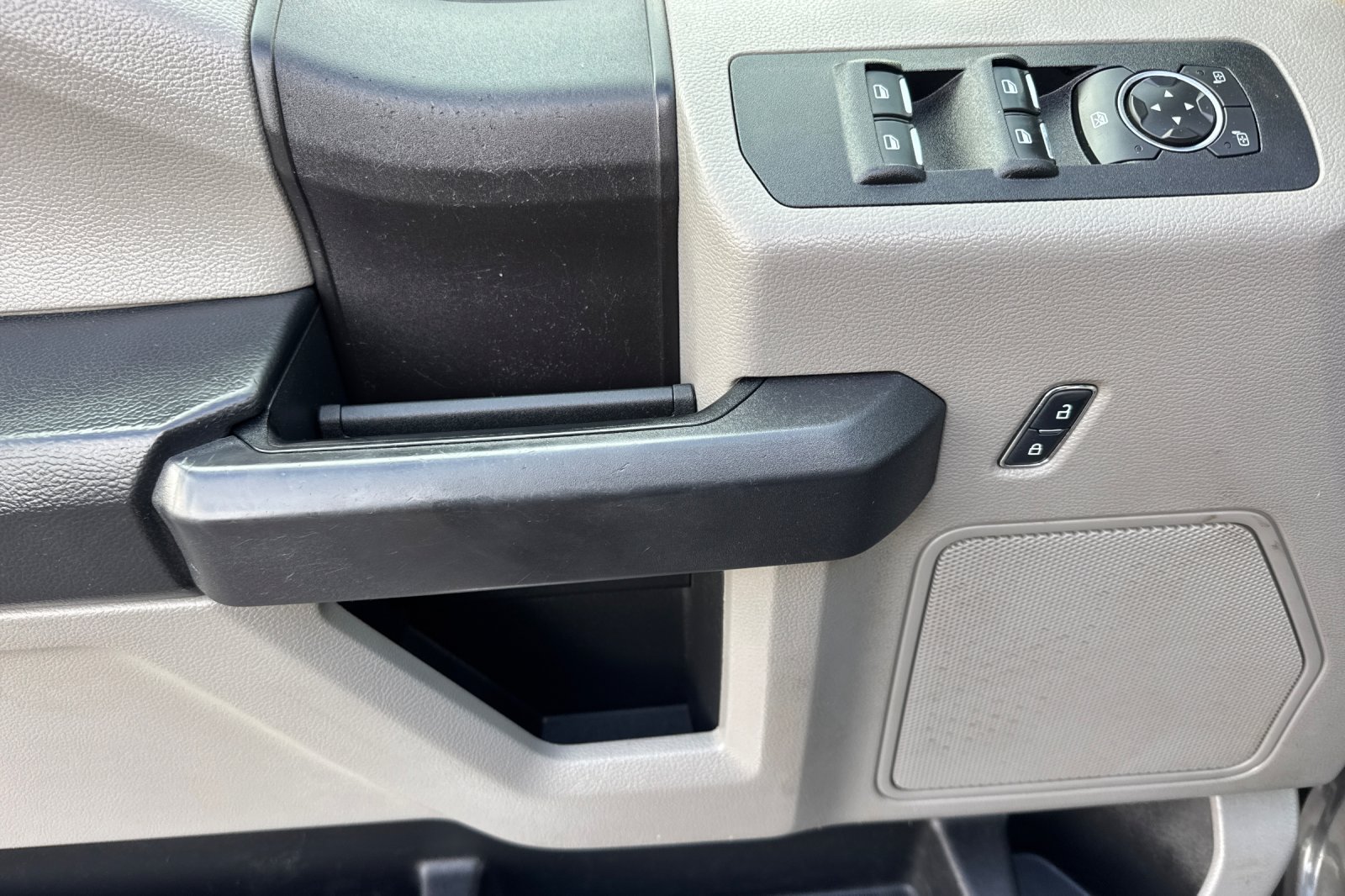 Used 2019 Ford F150 XL w/ Equipment Group 101A Mid AWD/4WD image 11