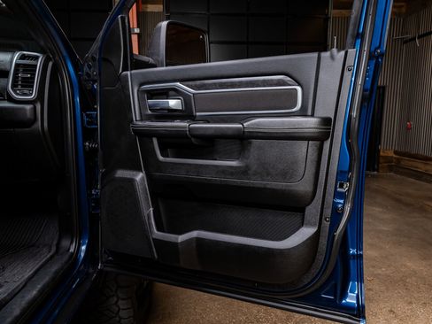 Used 2024 RAM 3500 Big Horn w/ Night Edition image 36