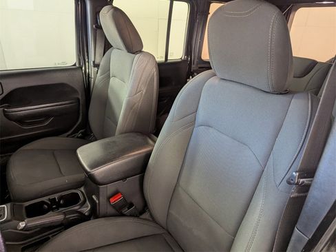 Certified 2022 Jeep Wrangler Unlimited Sport image 12