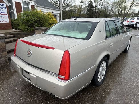 Used 2008 Cadillac DTS FWD image 8