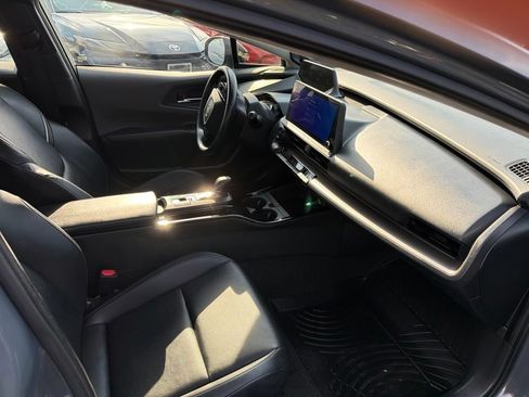Used 2023 Toyota Prius Limited AWD/4WD image 12
